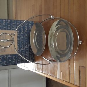 Party lite candle holder